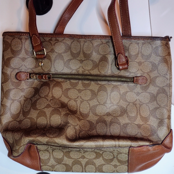 Coach purse - Picture 2 of 5